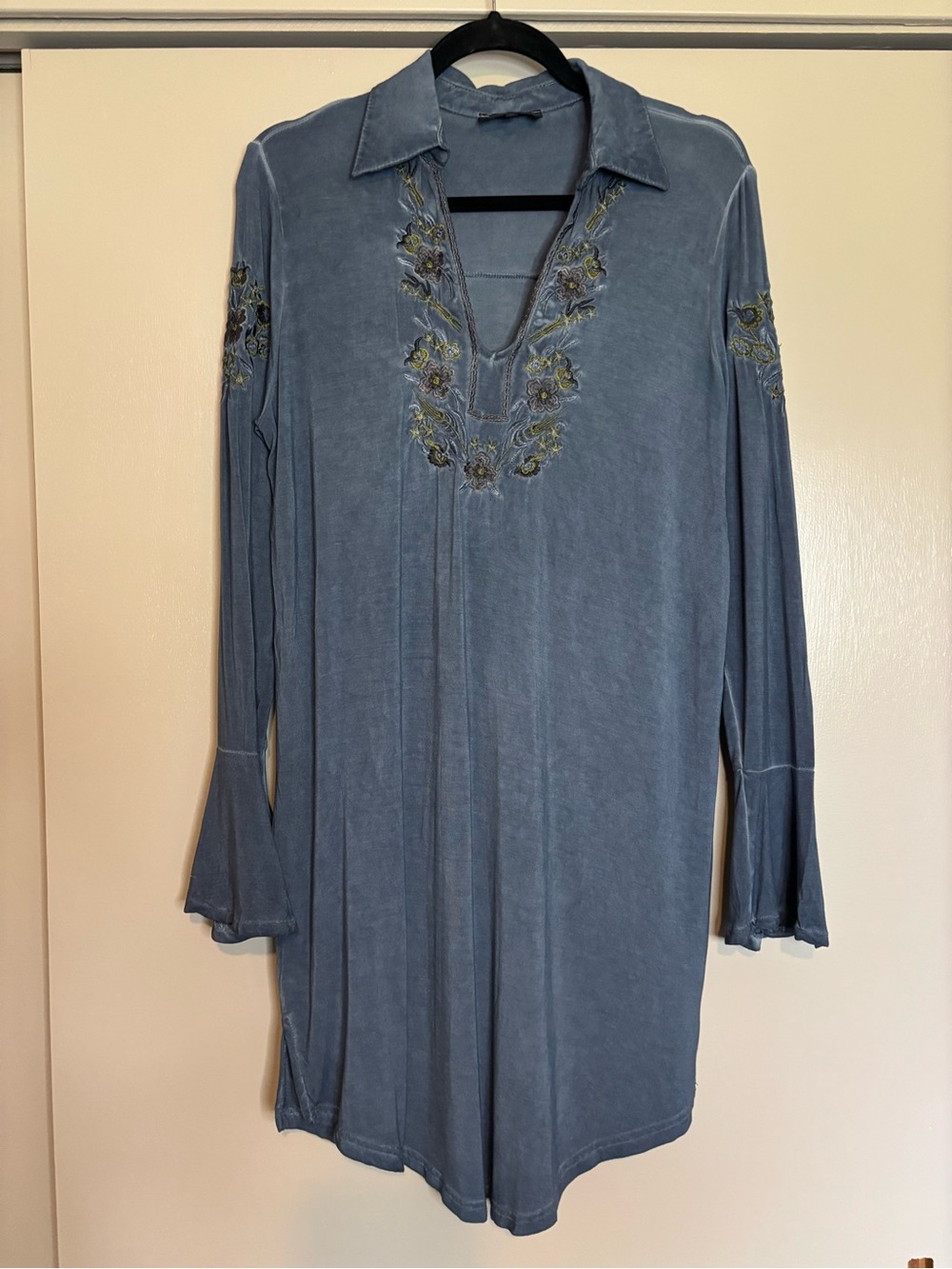 POL Dusty Blue Embroidered Long-Sleeve Tunic Dress size S